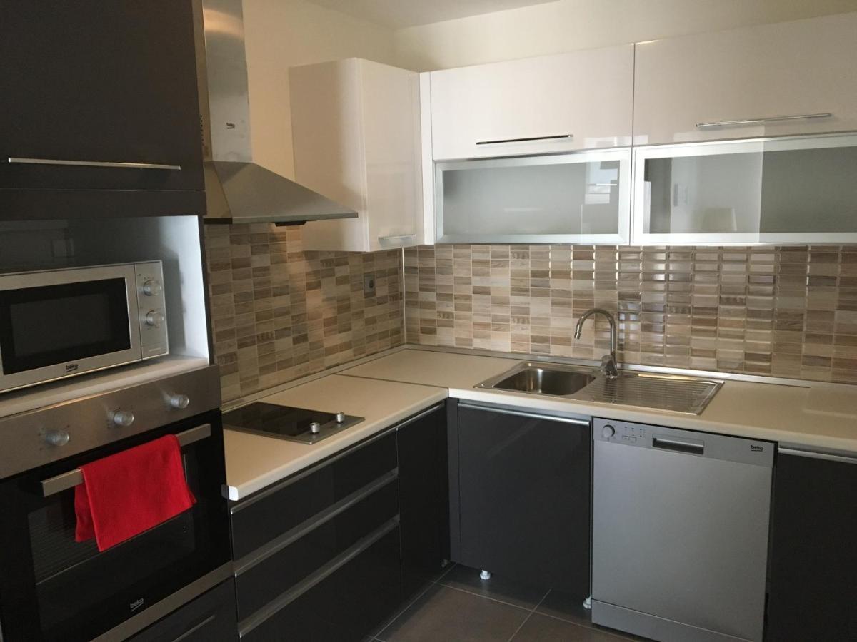 Mdm Sky Apartments 스코페 외부 사진