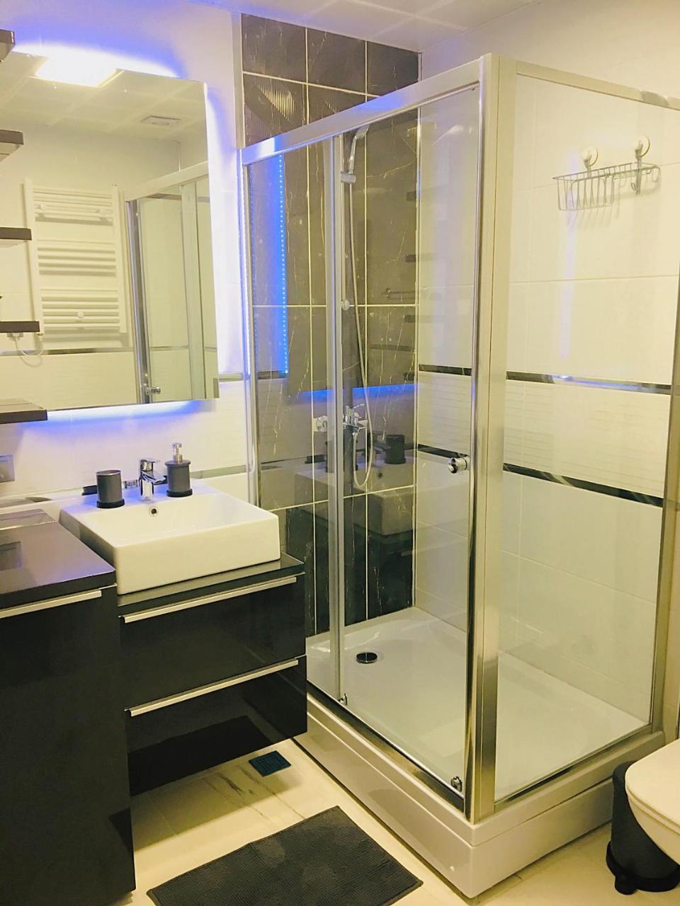 Mdm Sky Apartments 스코페 외부 사진